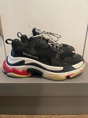 Balenciaga Triple S sneakers in black/red colorway. Size EU 38 (US 8 W)